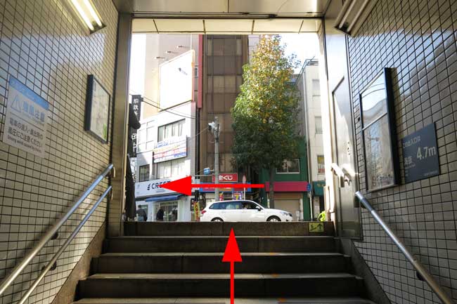 小伝馬町駅中目黒方面ホームから4