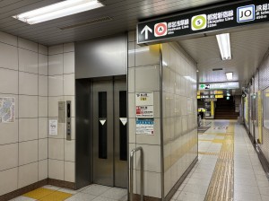 東日本橋駅B1出口ゆきのエレベーター