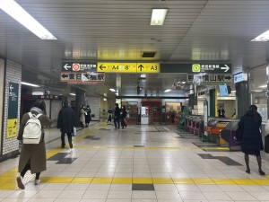 馬喰横山駅から東日本橋駅へ(構内)